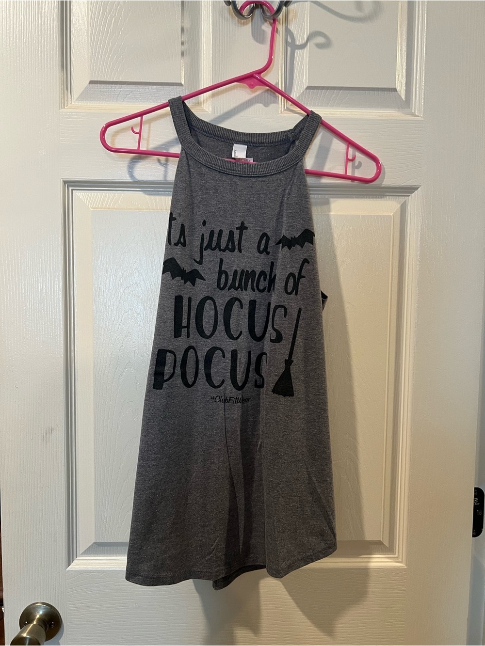 Gray Rocker Tank Top 'Hocus Pocus' Graphic